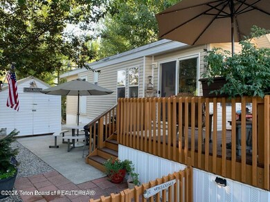 2012 Elkhorn photo 2