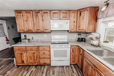 10771 Crest Rd, Dixon, MO 65459 - photo 7