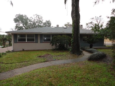 6246 Riviera Manor Dr, Jacksonville, FL 32216 - photo 3