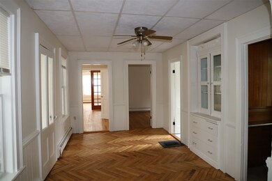 105 Atkinson St, Bellows Falls, VT 05101 - photo 6