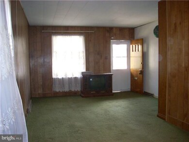 1540 Birch St, Reading, PA 19604 - photo 4