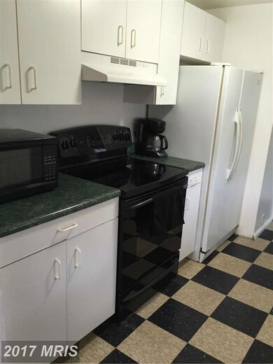 1502 Flanders Ln unit J, Harwood, MD 20776 - photo 3