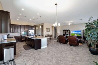 4-12825 N 153rd Ln-kitchen1