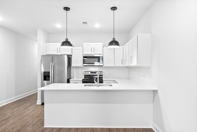 750 Tracy Ln unit J-104, Clarksville, TN 37040 - photo 6