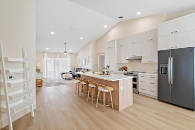 381 NW Sherry Ln, Port Saint Lucie, FL 34986 - photo 5