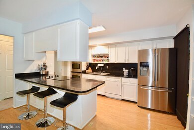 9001 Igoe St, Lorton, VA 22079 - photo 3