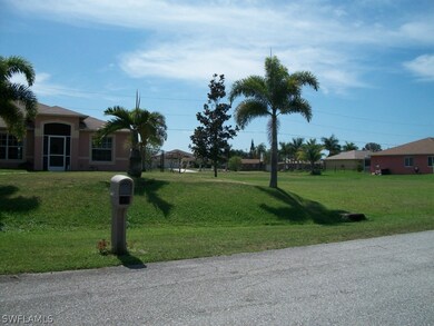 200 NW 11th Terrace, Cape Coral, FL 33993 - photo 3
