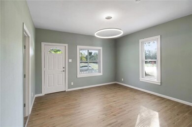 2127 Morgan Ave, Parsons, KS 67357 - photo 4