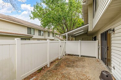 809 Mallery St unit A, St. Simons Island, GA 31522 - photo 4