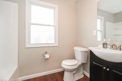 2500 E 31st St, Lorain, OH 44055 - photo 5