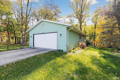 807 N River Rd, Bristol, IN 46507 - photo 3