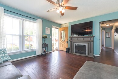 5504 Idlewood Ln, Louisville, KY 40291 - photo 5