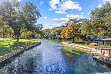 985 Allen Ave, New Braunfels, TX 78130 - photo 2