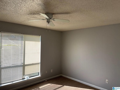 3029 Apple Valley Ln, Birmingham, AL 35215 - photo 4