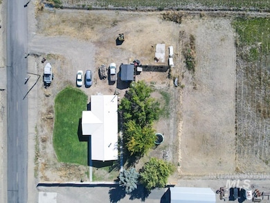 815 Eaton Rd, Weiser, ID 83672 - photo 4