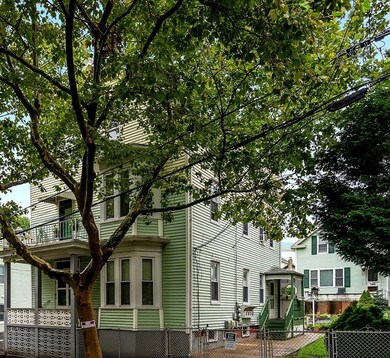 49 E Transit St, Providence, RI 02906 - photo 2