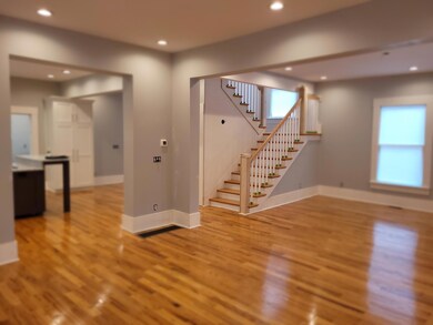 325 Steele St, Frankfort, KY 40601 - photo 7