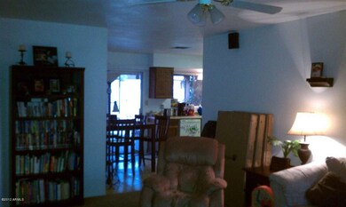 Liv Rm towards Kitchen