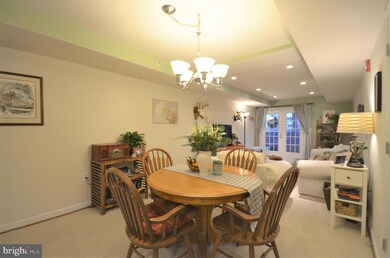 4111 S Four Mile Run Dr unit 104, Arlington, VA 22204 - photo 7