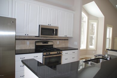 2531 Summit Ridge Dr NE unit 22, Grand Rapids, MI 49505 - photo 5