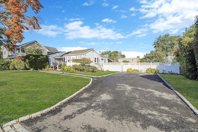 430 14th St, West Babylon, NY 11704 - photo 4