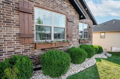 1942 W McCanse St, Springfield, MO 65803 - photo 4