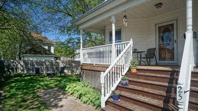 Front w/side firepit