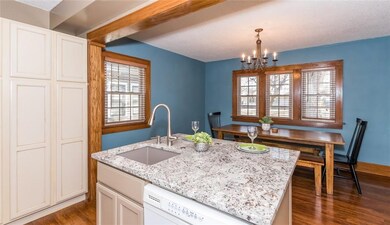 1344 42nd St, Des Moines, IA 50311 - photo 6