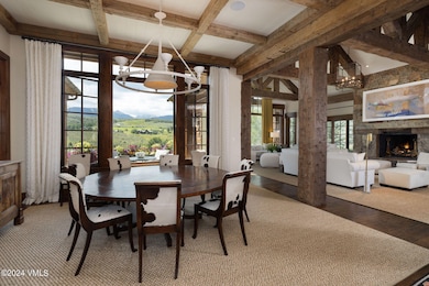 125_rolling_hiills_interior_dining