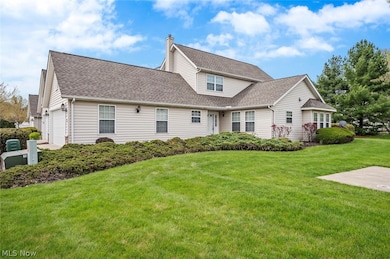 8780 Morgan's Run unit 2C, Olmsted Falls, OH 44138 - photo 2