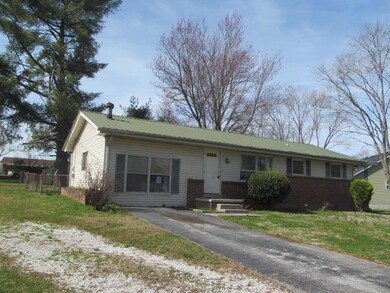 100 Woodcrest Blvd, Manchester, TN 37355 - photo 2