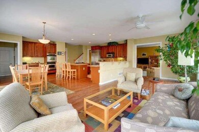 153 Magnolia Dr, Phoenixville, PA 19460 - photo 6