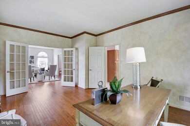 5434 Ashleigh Rd, Fairfax, VA 22030 - photo 6