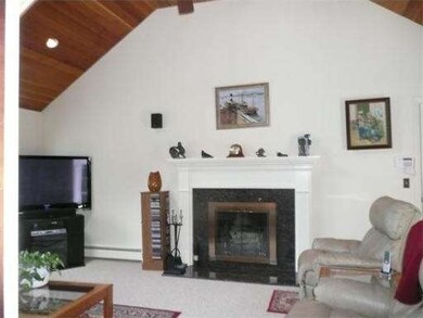 7 Klifford Cir, Millis, MA 02054 - photo 7