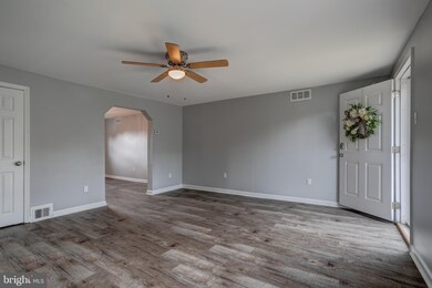 620 Clymer Ln, Ridley Park, PA 19078 - photo 5