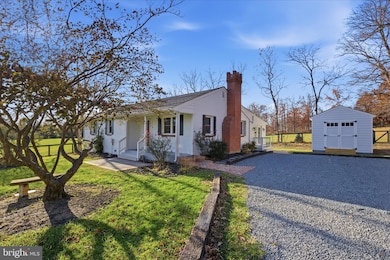 18685 Haps Ln, Purcellville, VA 20132 - photo 2