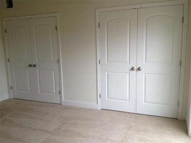 731 Franklin St, Worcester, MA 01604 - photo 4