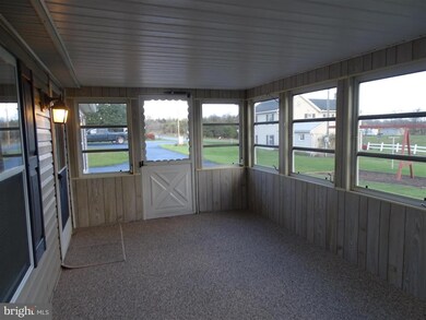 1050 Tallow Hill Rd, Chambersburg, PA 17202 - photo 5