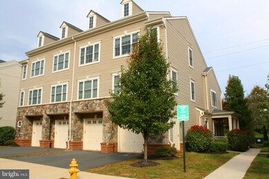 11226 Wortham Crest Cir unit 83, Manassas, VA 20109 - photo 2