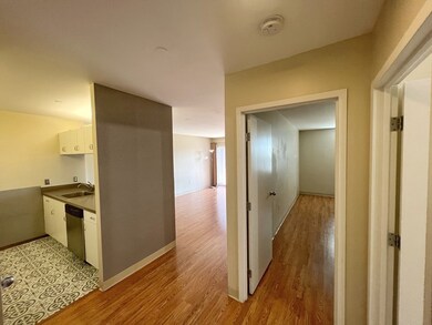 The Montclair Condominiums unit 515, Quincy, MA 02171 - photo 3