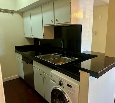 1509 W 39 1 2 St unit 104, Austin, TX 78756 - photo 2