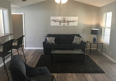 102 Adams Ct, Brunswick, GA 31525 - photo 3