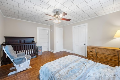 605 Old North Main St, Clover, SC 29710 - photo 7