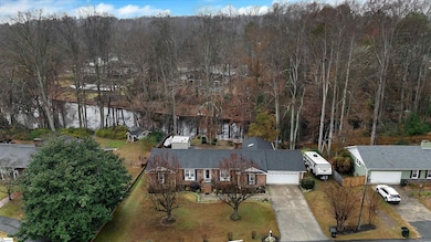 303 Asbury Cir, Easley, SC 29640 - photo 2