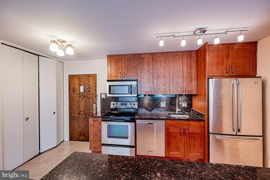 Riverside unit A209, Washington, DC 20024 - photo 7