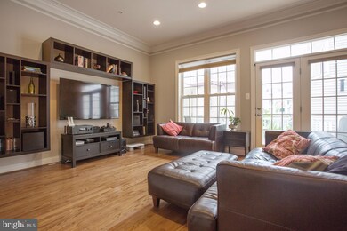 561 Cedar Spring St, Gaithersburg, MD 20877 - photo 4