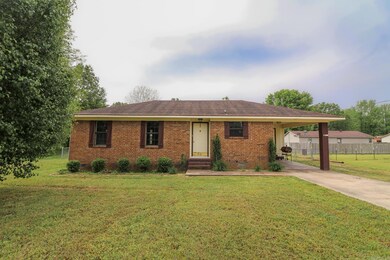 4202 Ambrose Dr, Paragould, AR 72450 - photo 2