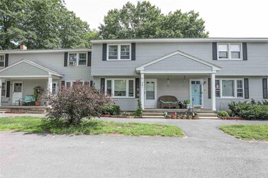 79 Granite St unit 79, Londonderry, NH 03053 - photo 2