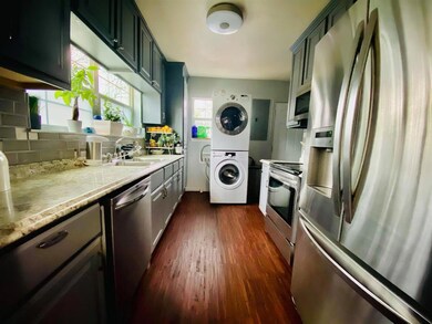 202 N Riverside Dr, Fort Worth, TX 76111 - photo 5