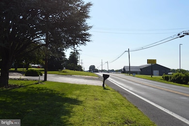 101 E Main St, Carlisle, PA 17015 - photo 3